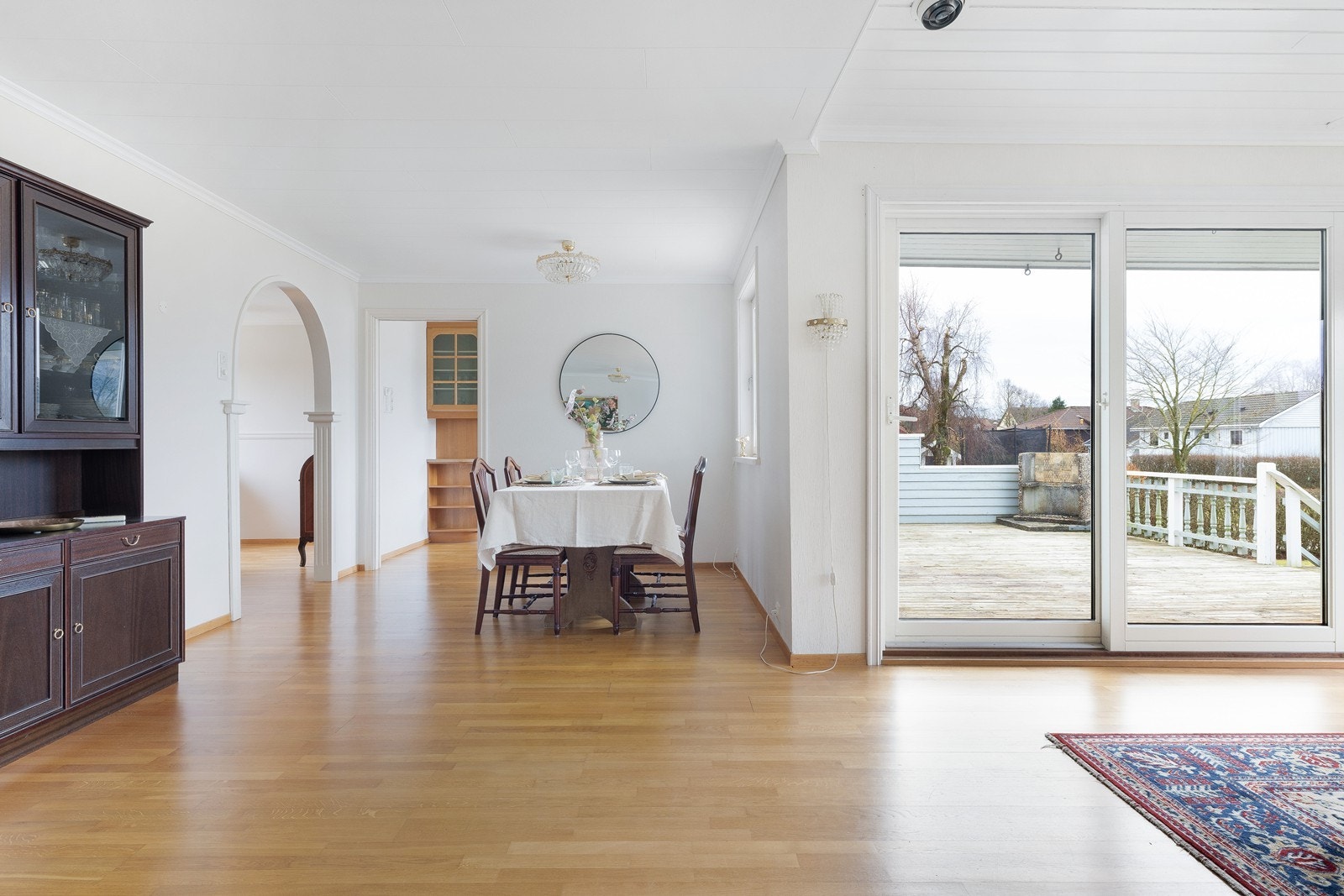 Stue mot kjøkken Galleribilde