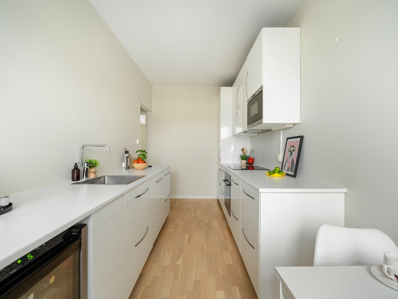 Det er også bra med lagringsplass i både over- og underskap. Galleribilde