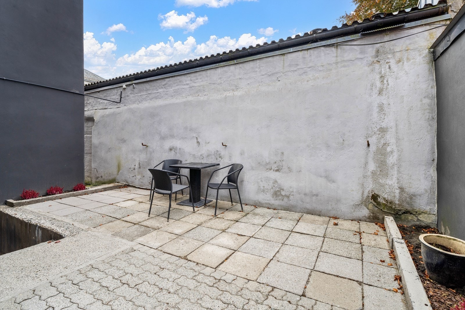 Bakgård som kan disponeres av leietaker Galleribilde