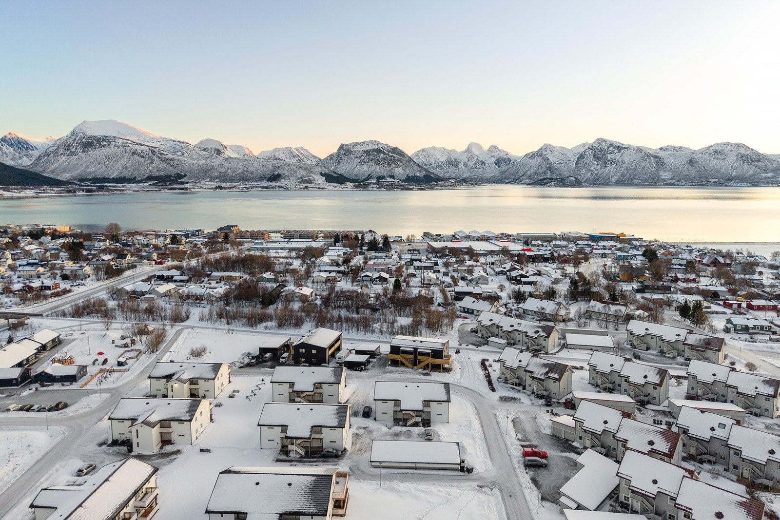 Nyere boligfelt med lite gjennomgangstrafikk. Galleribilde