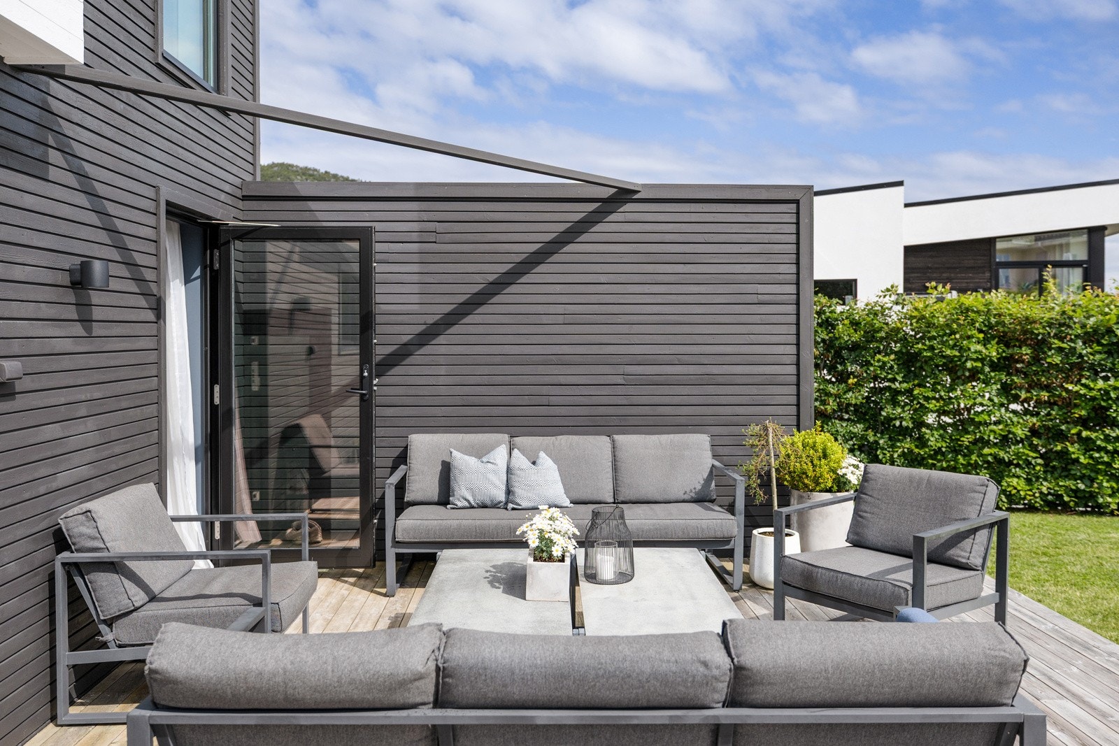 Her kan man enkelt innrede i ulike soner og man kan enklet flytte seg etter solen. Galleribilde