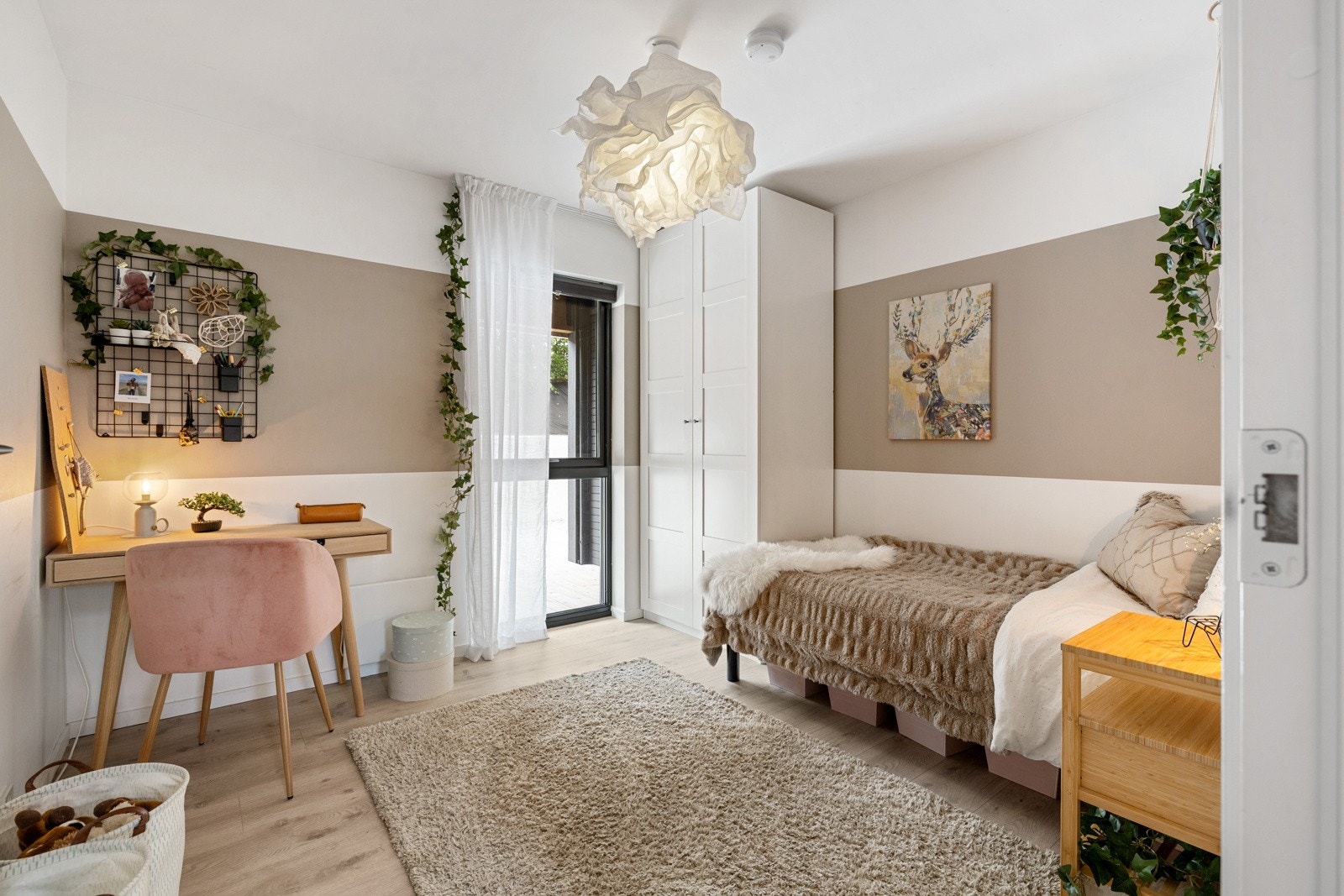 Soverom nummer tre har også god størrelse og fine kvaliteter. Galleribilde