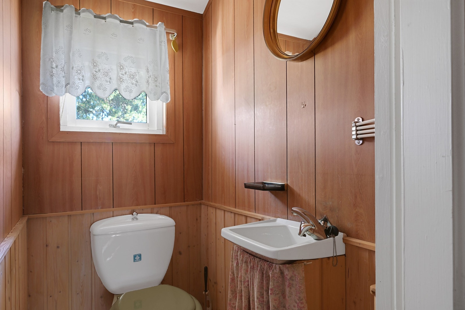 Toalettrom Galleribilde