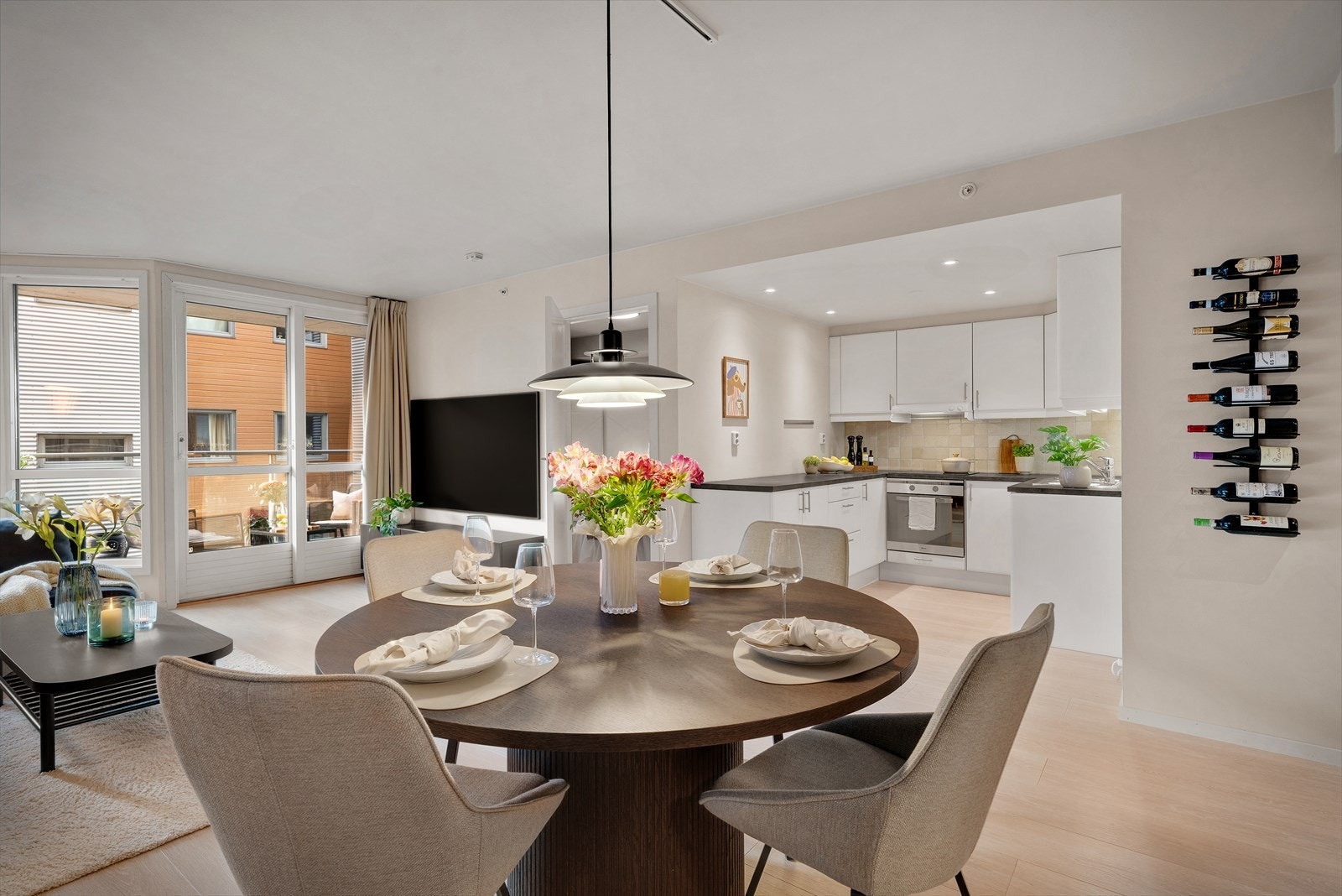 - Bosett deg i et av Bergens desidert mest ettertraktede borettslag, i sjøkanten på Møhlenpris. Foto: Inge Jørpeland - Galleribilde