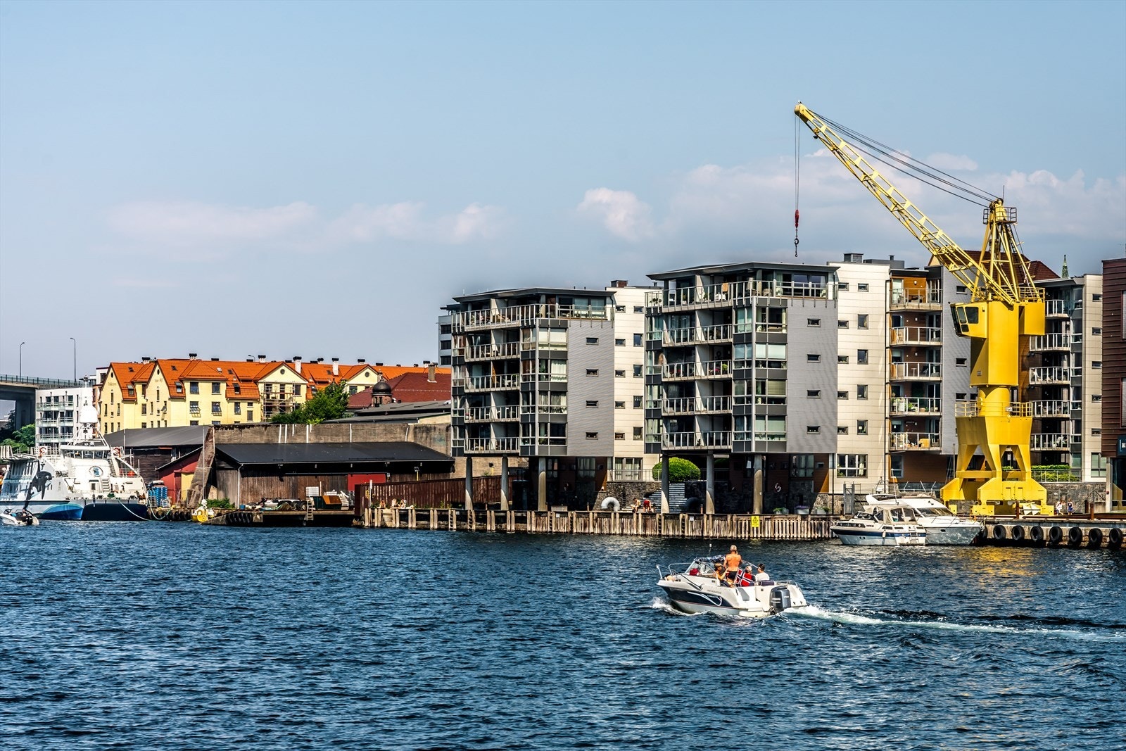 - Følg med på båttrafikken fra egen balkong - Galleribilde