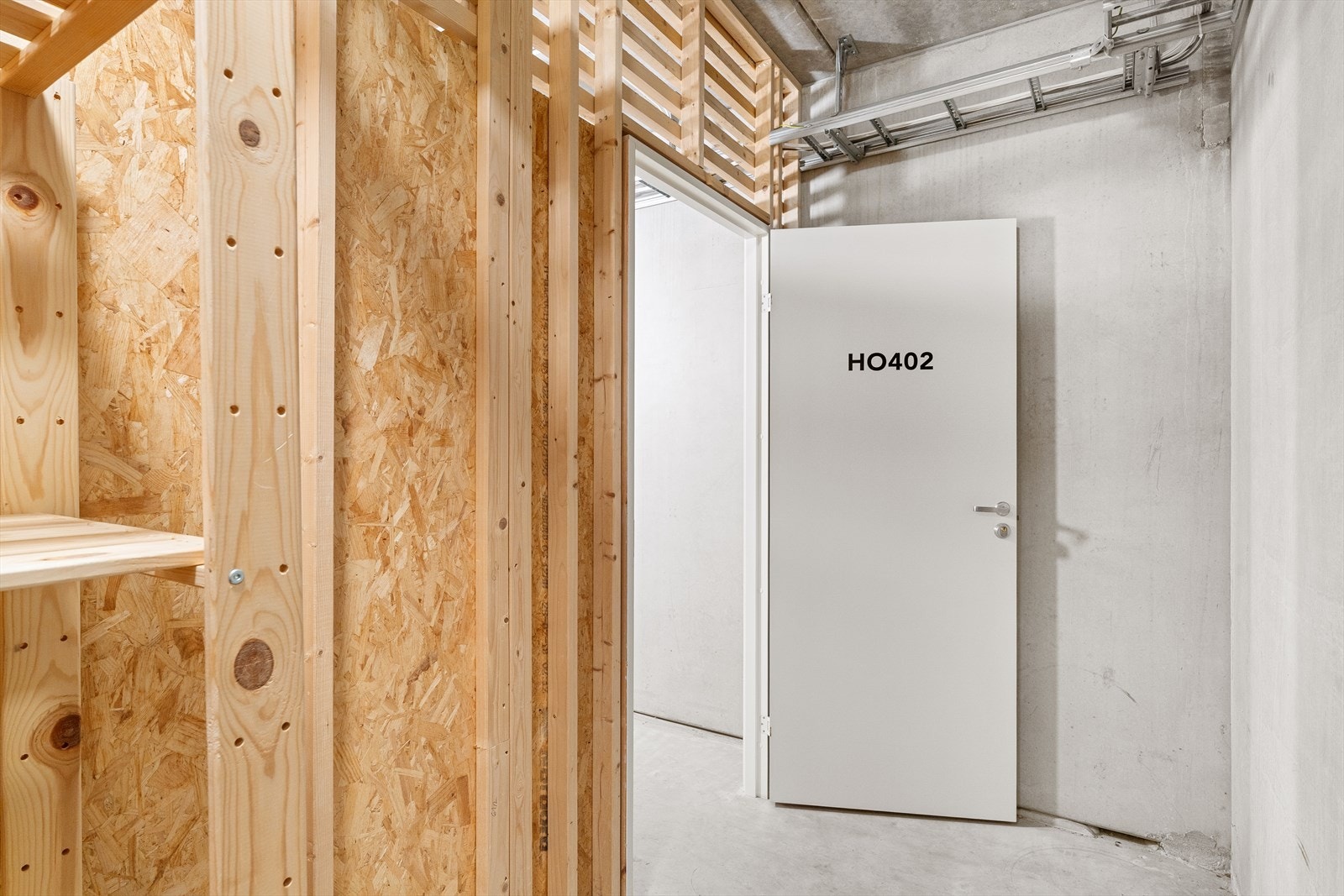 Romslig bod i garasjeanlegget. Galleribilde