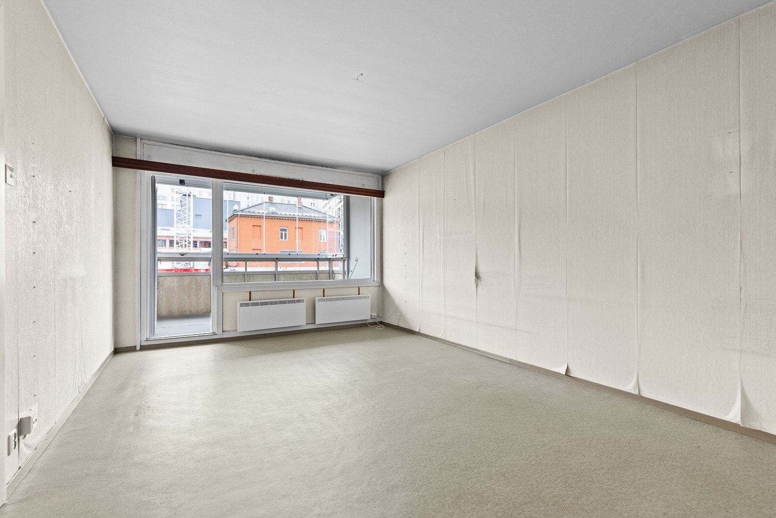 Et spennende oppussingobjekt. Her kan du sette ditt eget preg og skape din drømmebolig. Galleribilde