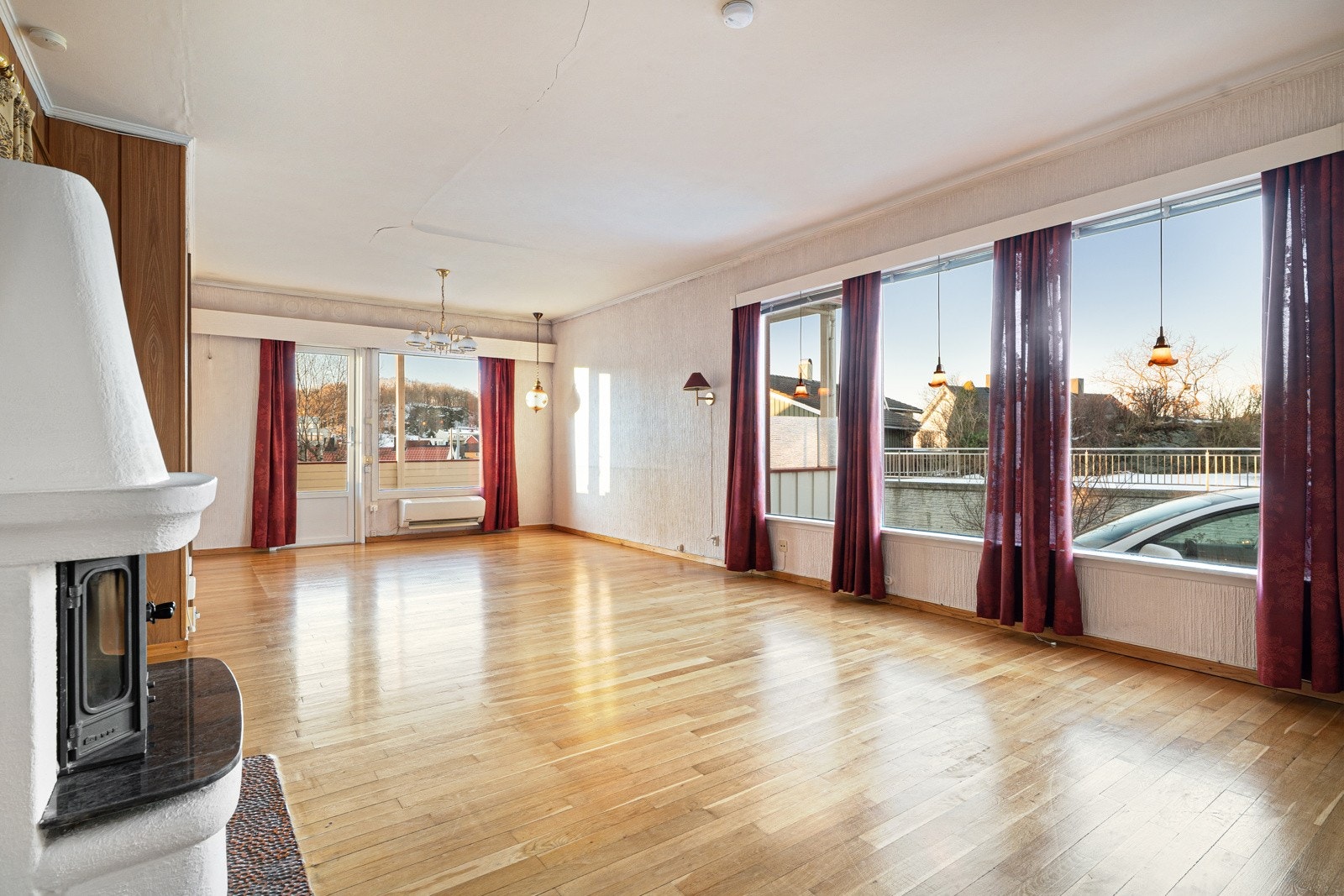 En koselig vedovn sørger for behagelig varme på kalde vinterdager. Galleribilde