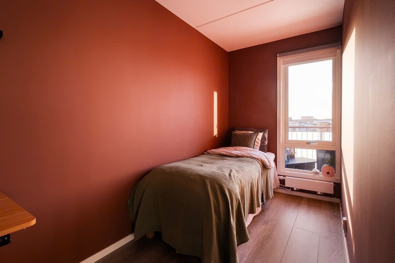 Soverom 2 med plass til dobbeltseng Galleribilde