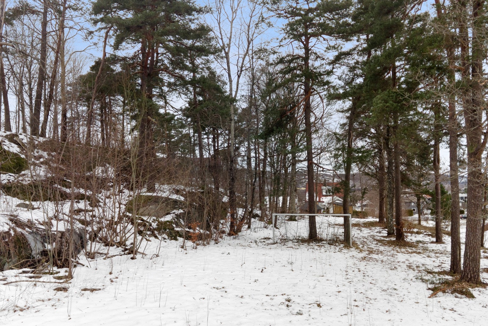 Friluftsområde/ fotballøkke. Galleribilde