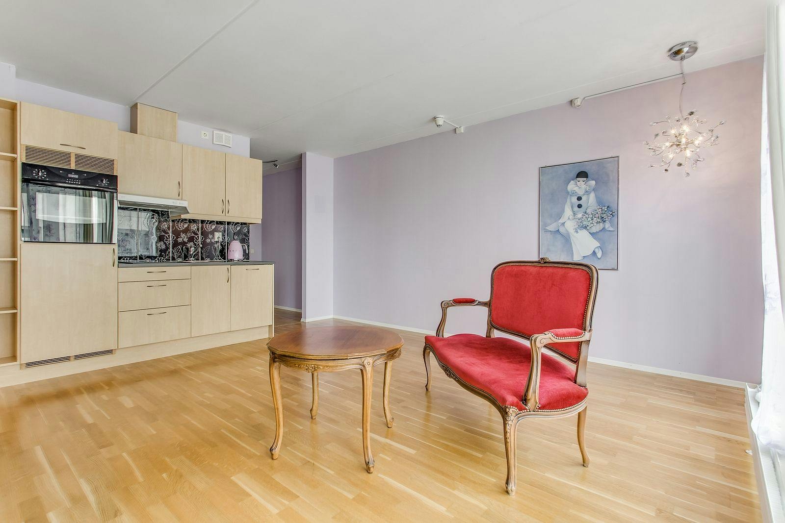 Leiligheten leies ut umøblert Galleribilde