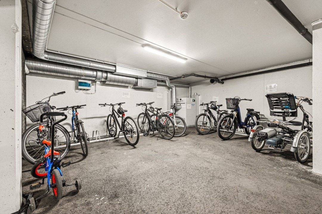 Felles sykkelbod. Galleribilde