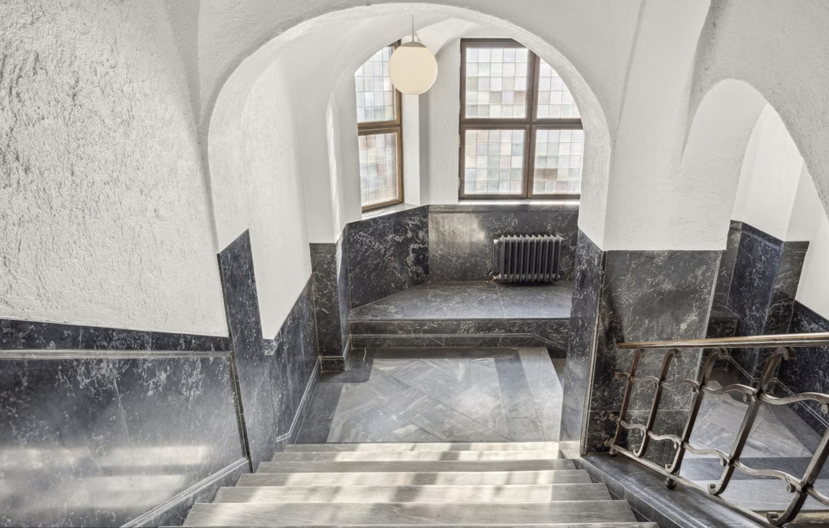 Ærverdig oppgang. Fra 1906 Galleribilde