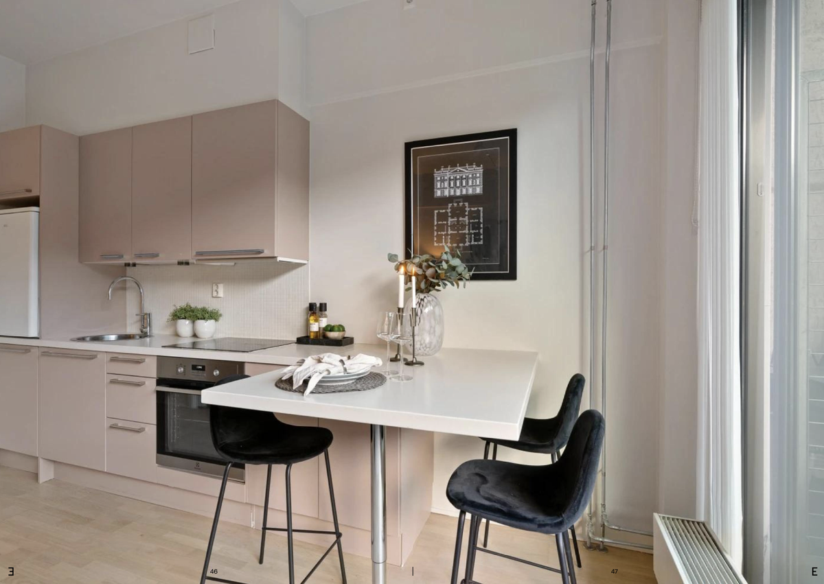 Kjøkkenbord kan utvides Galleribilde