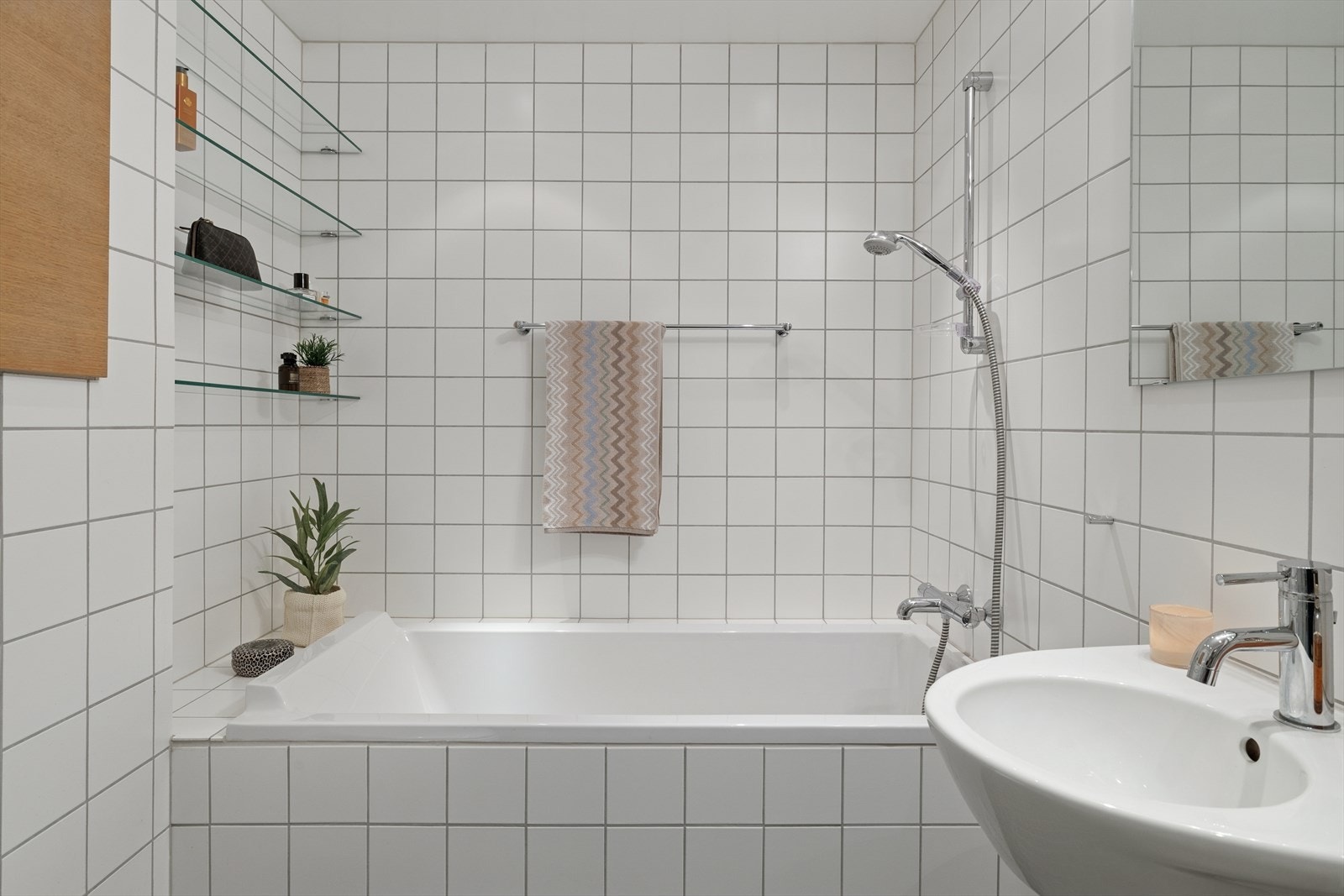 Badekaret er et hyggelig tilskudd som garantert vil bli satt pris på av familiens yngste - perfekt for både lek og avslapning ved leggetid. Galleribilde