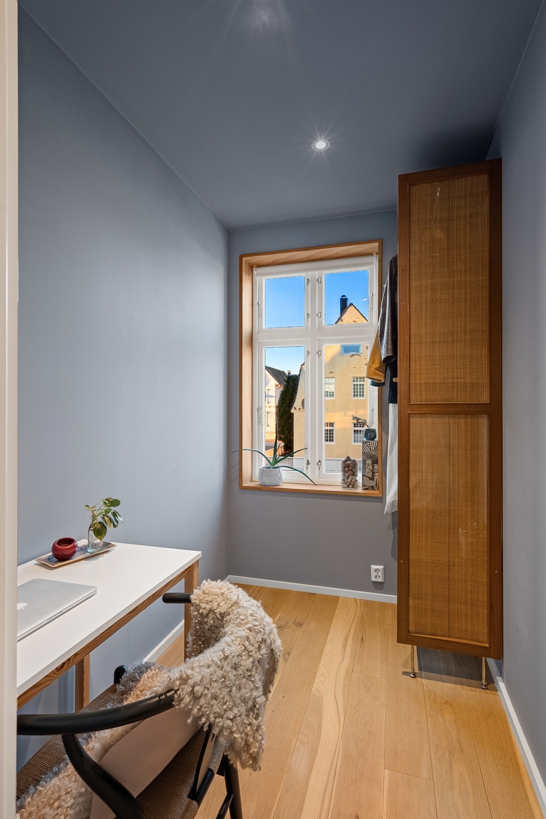 Bod innredet som kontor. Galleribilde