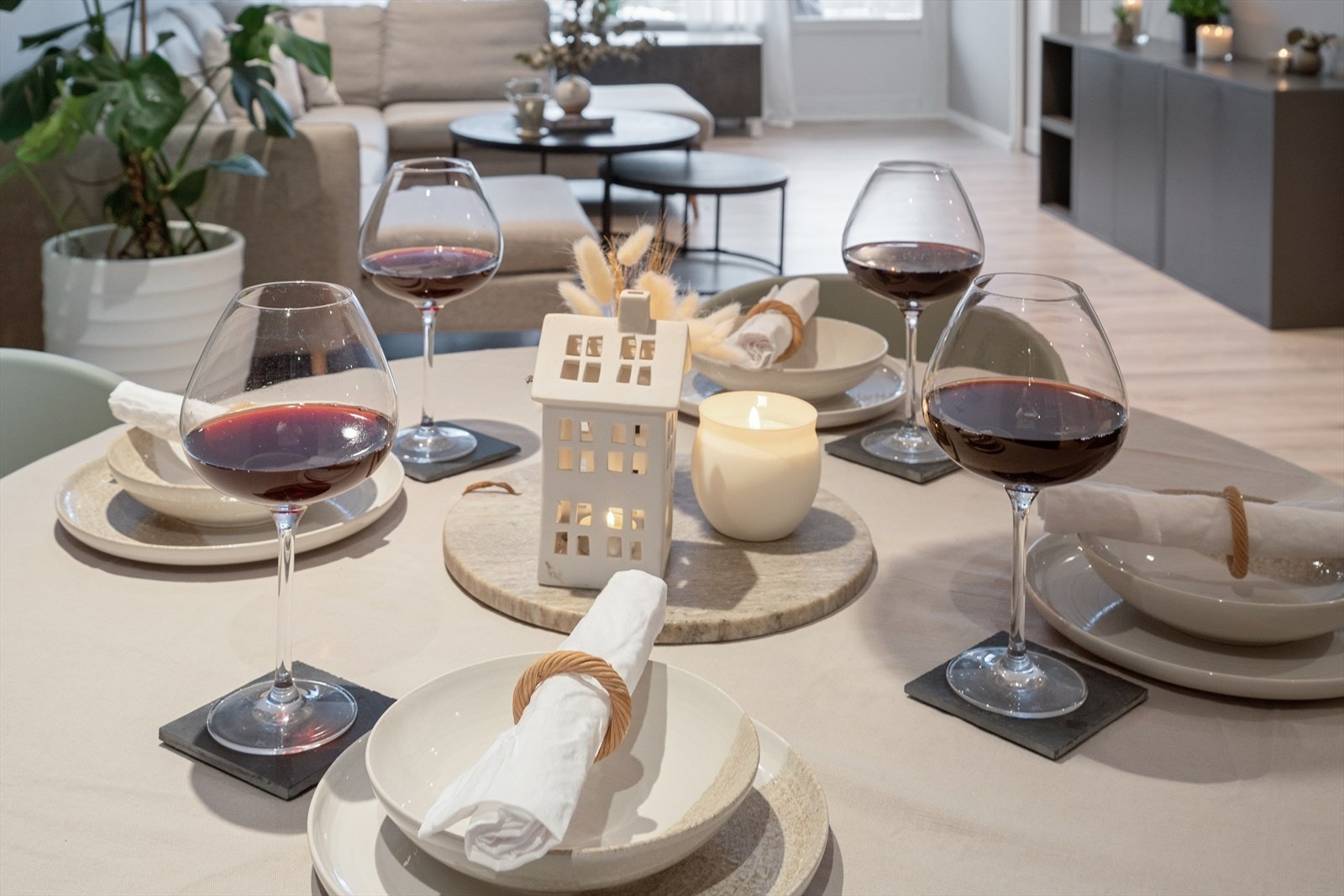 Nyt et godt måltid i delikate omgivelser. Galleribilde