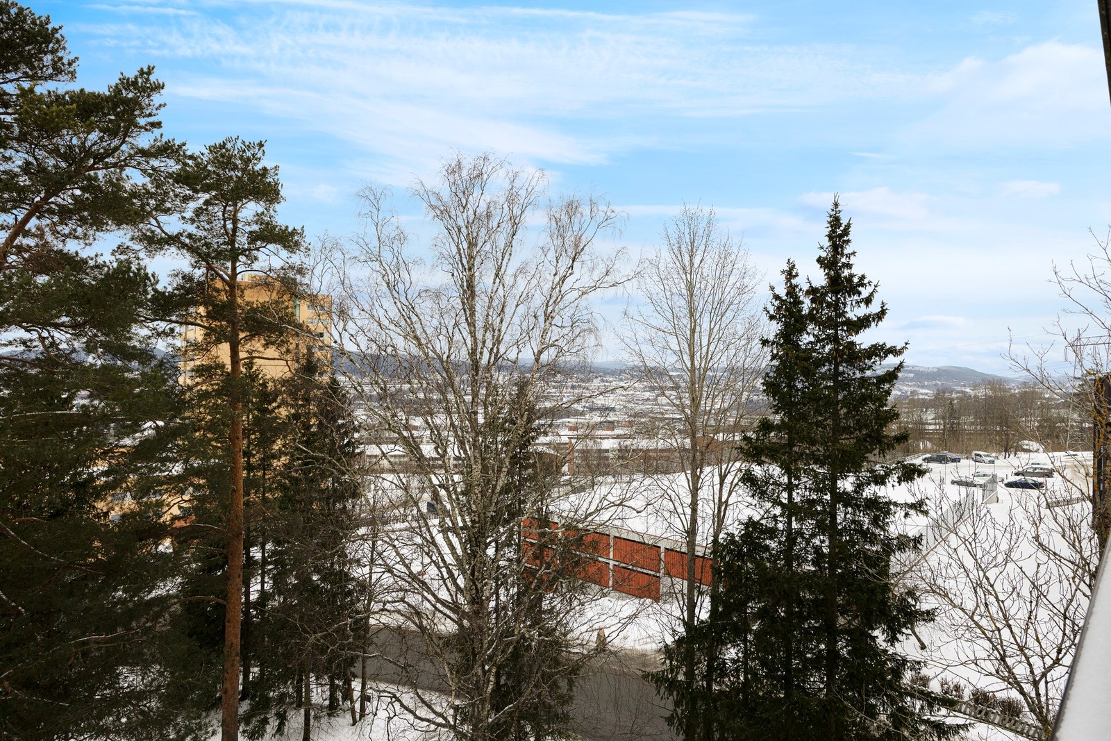 Det er fine utsiktsforhold fra boligen. Galleribilde