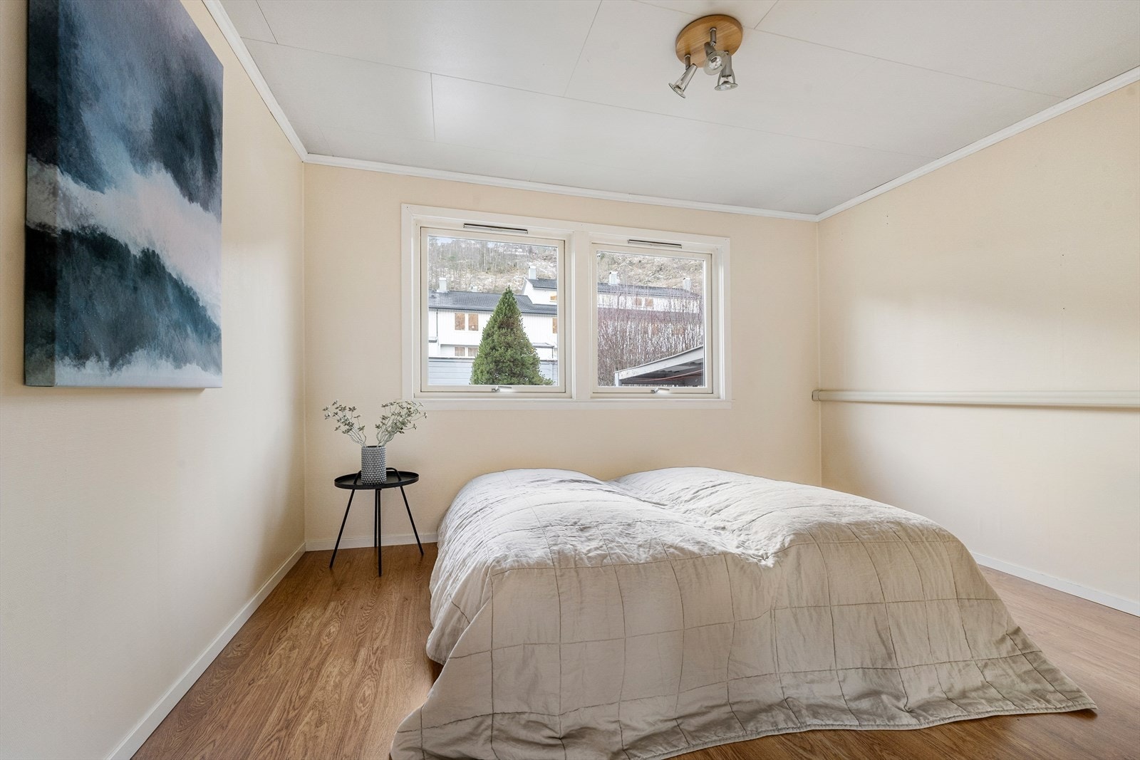 Bustaden har 3 soverom. Galleribilde