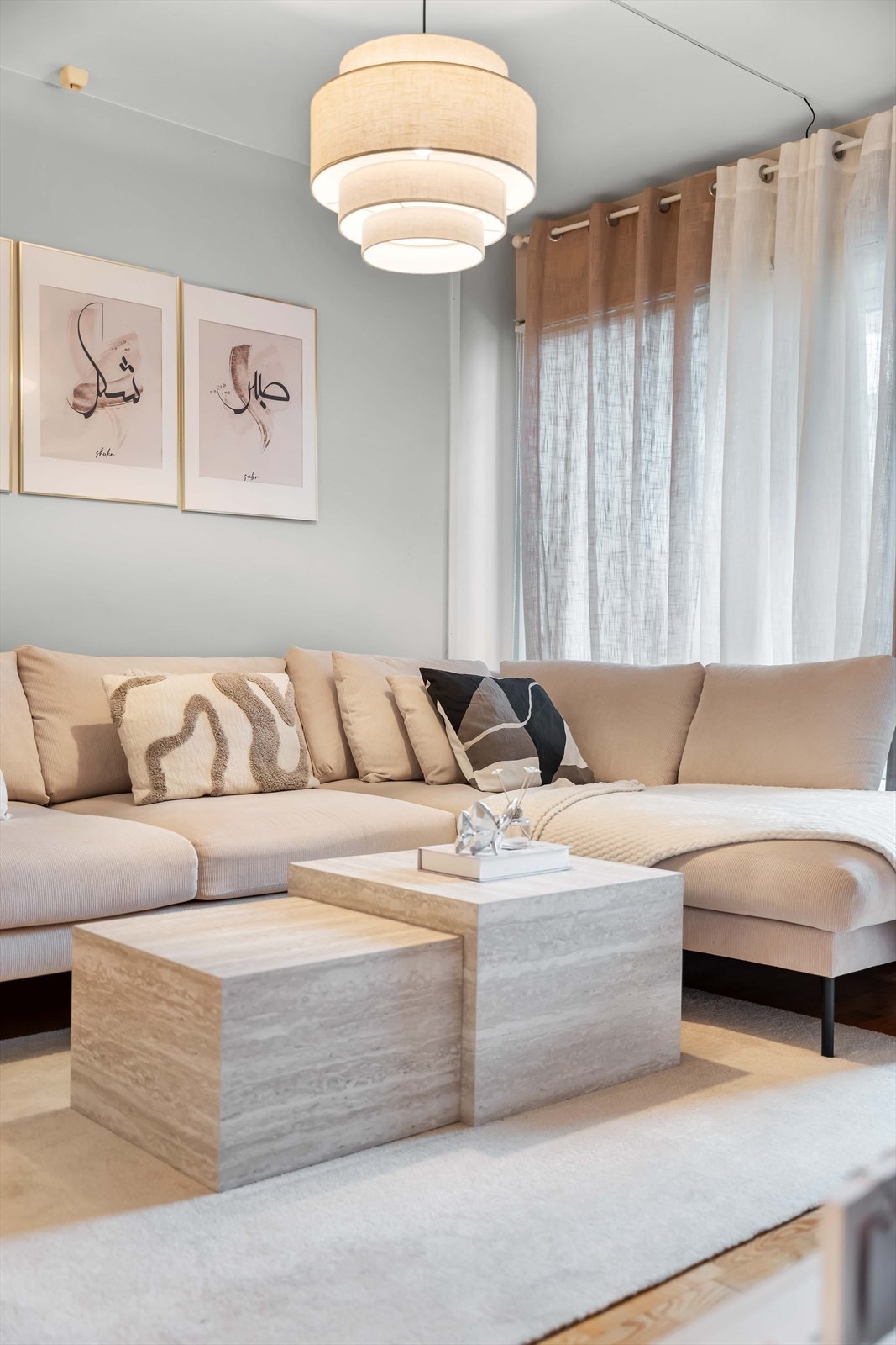 Sofakrok med plass til avslapning og sosialt samvær. Galleribilde