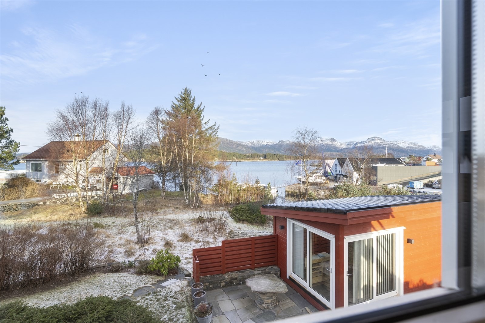 Hagestova ligg fint til på eigedomen Galleribilde