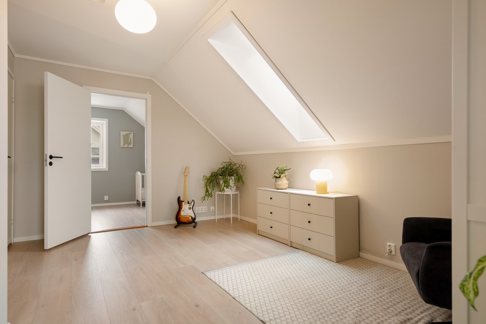 Loftstuen. Galleribilde