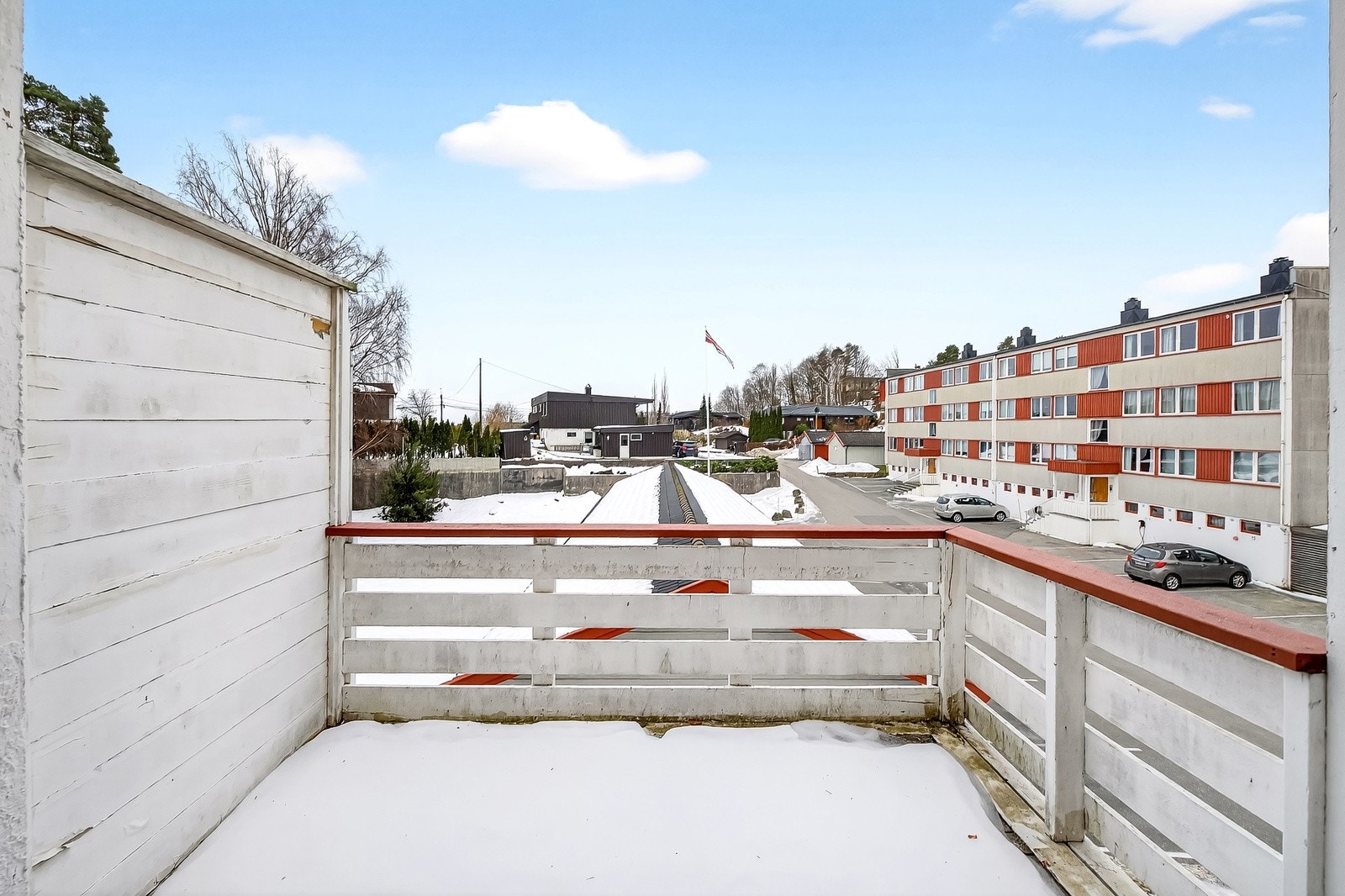 God plass til sittegruppe. Galleribilde