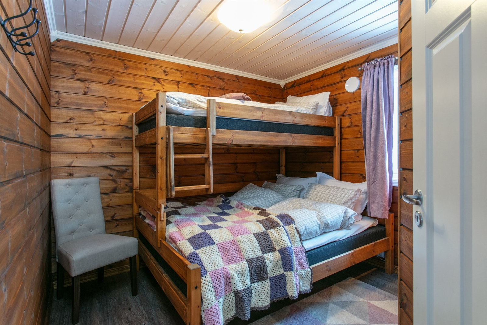 Soverom 2 i 1. etasje Galleribilde