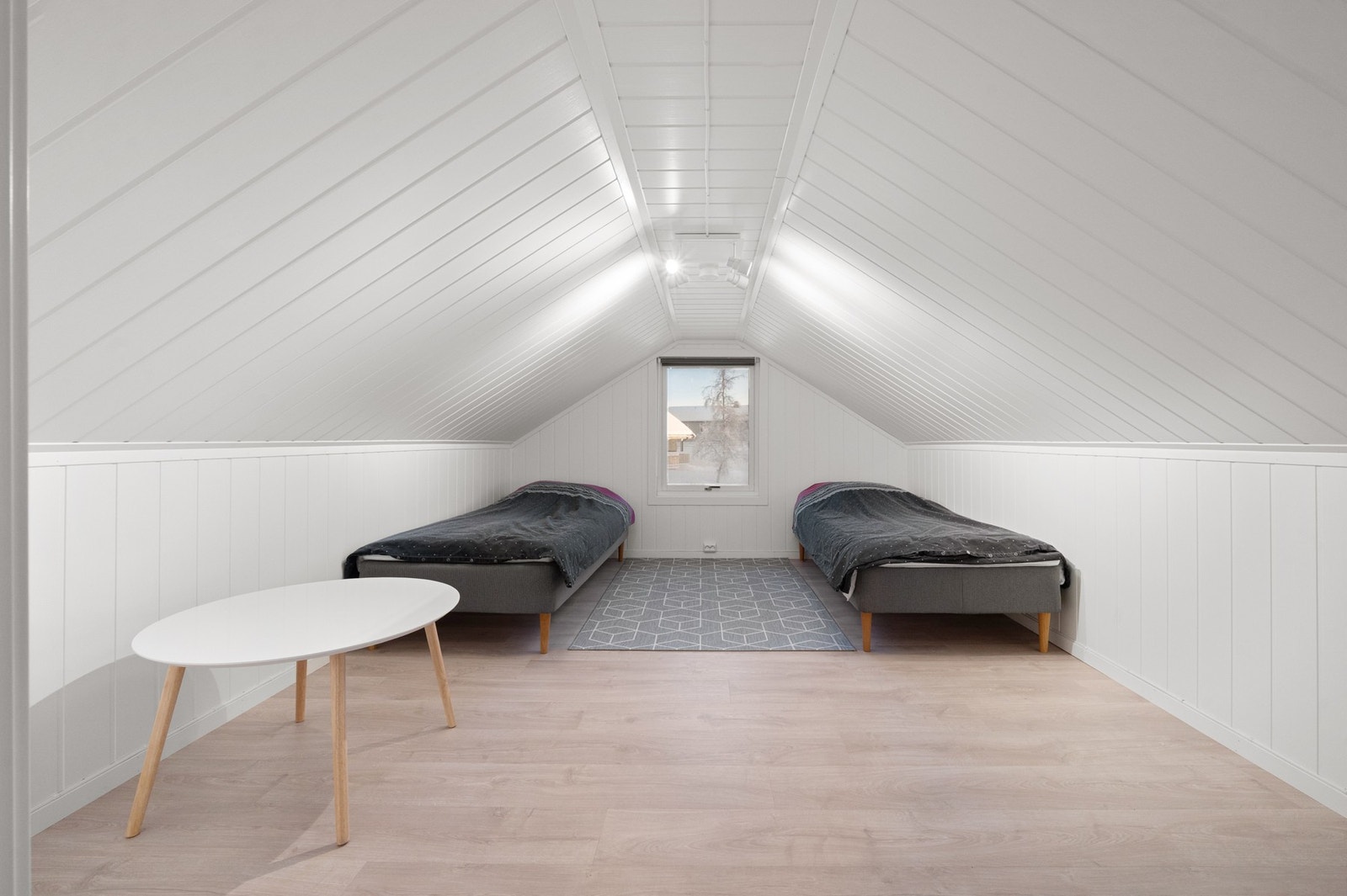 Hems over garasje med fleksible bruksmuligheter Galleribilde