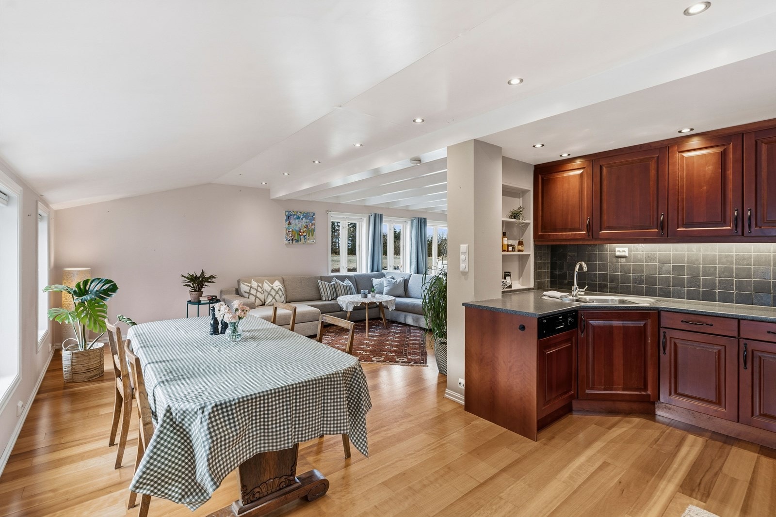 Kjøkken og stue Galleribilde