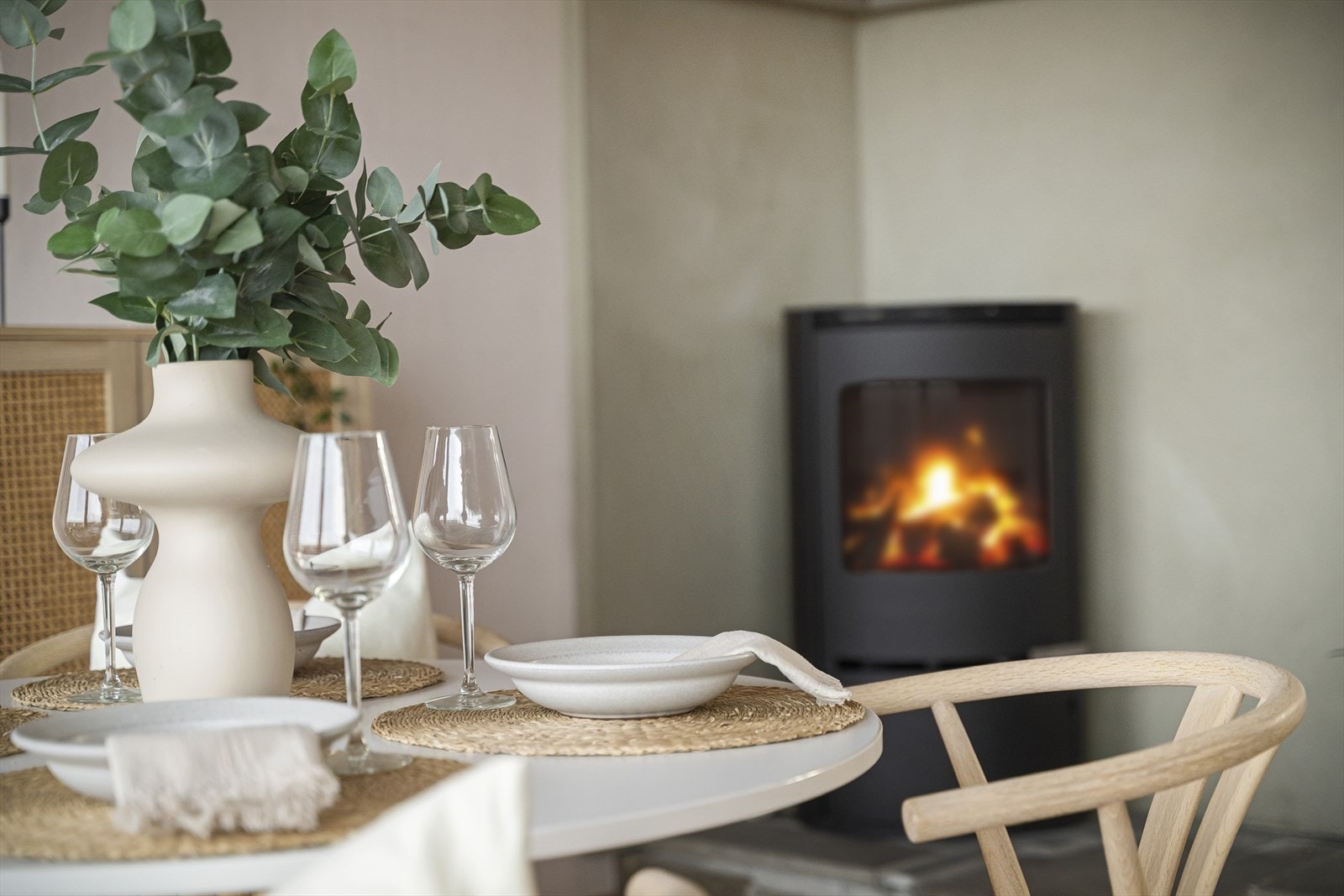 Ny, effektiv vedovn Galleribilde