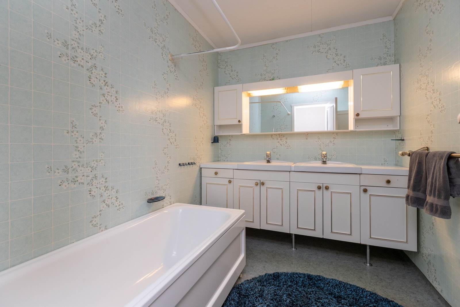 Bad i 1. etasje Galleribilde