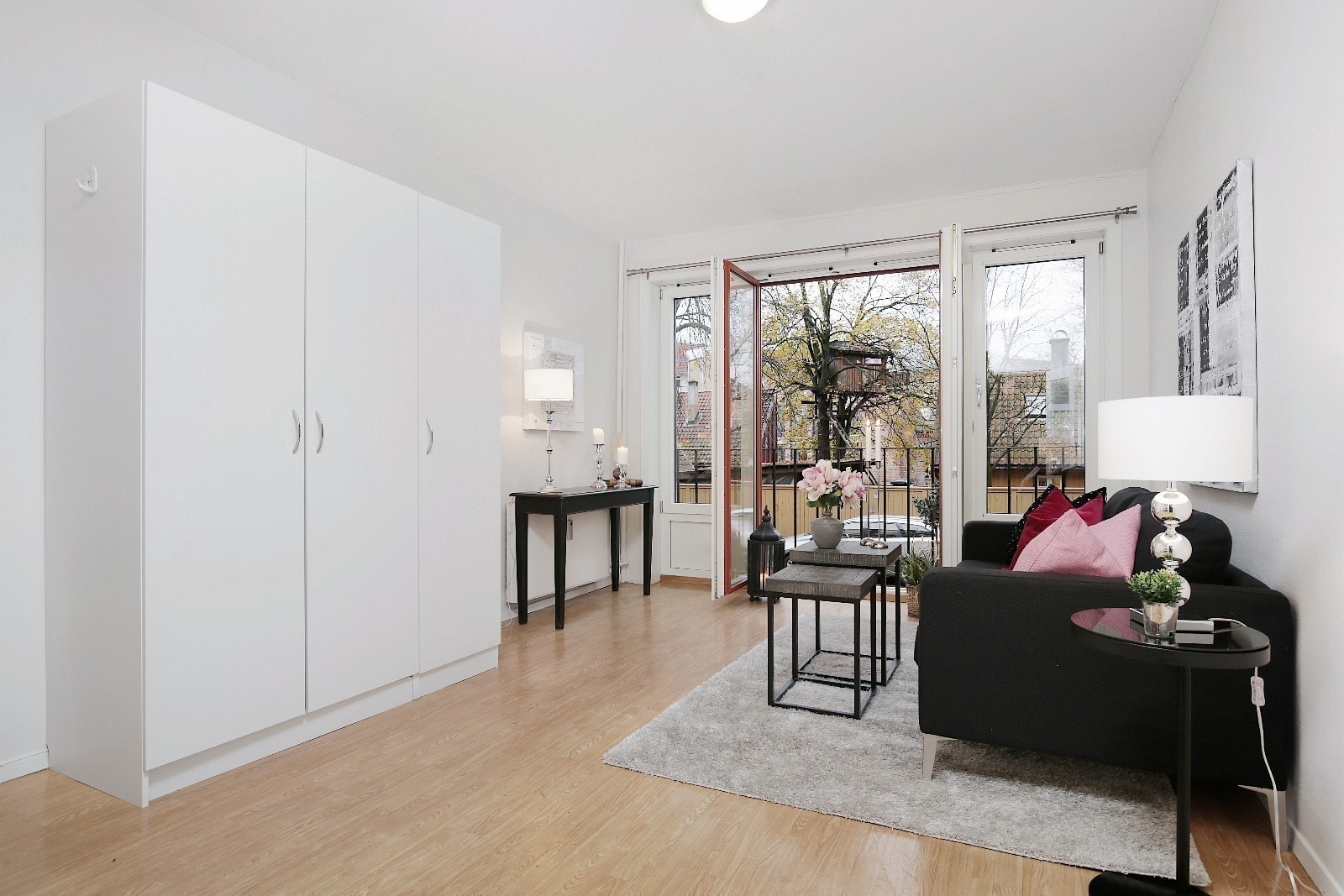 Nye bilder kommer Galleribilde