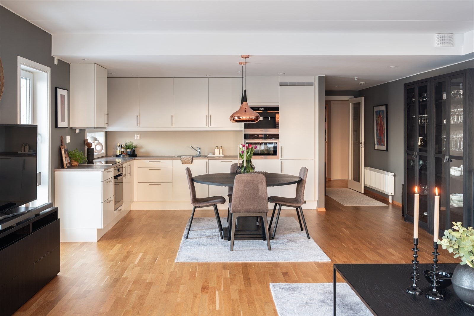 Her får du også balansert ventilasjon, dette bidrar til et godt inneklima året rundt. Galleribilde