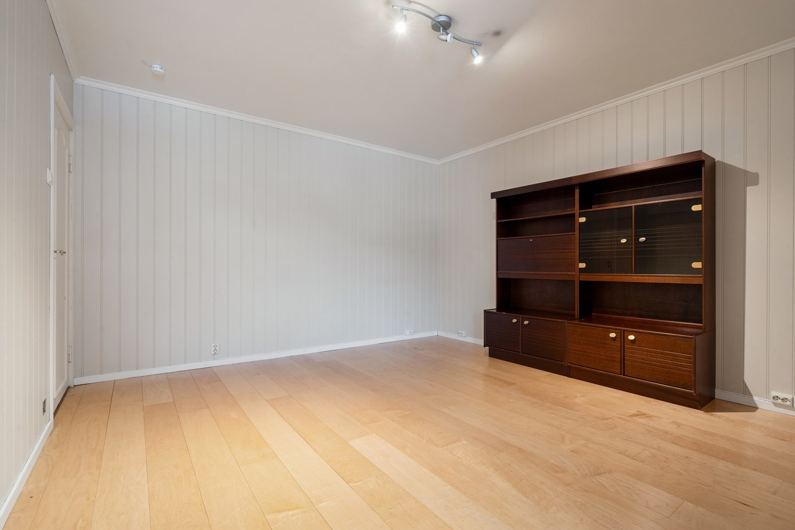 Felleskostnadene inkluderer både varmtvann fra fellesanlegg og Internett. Galleribilde