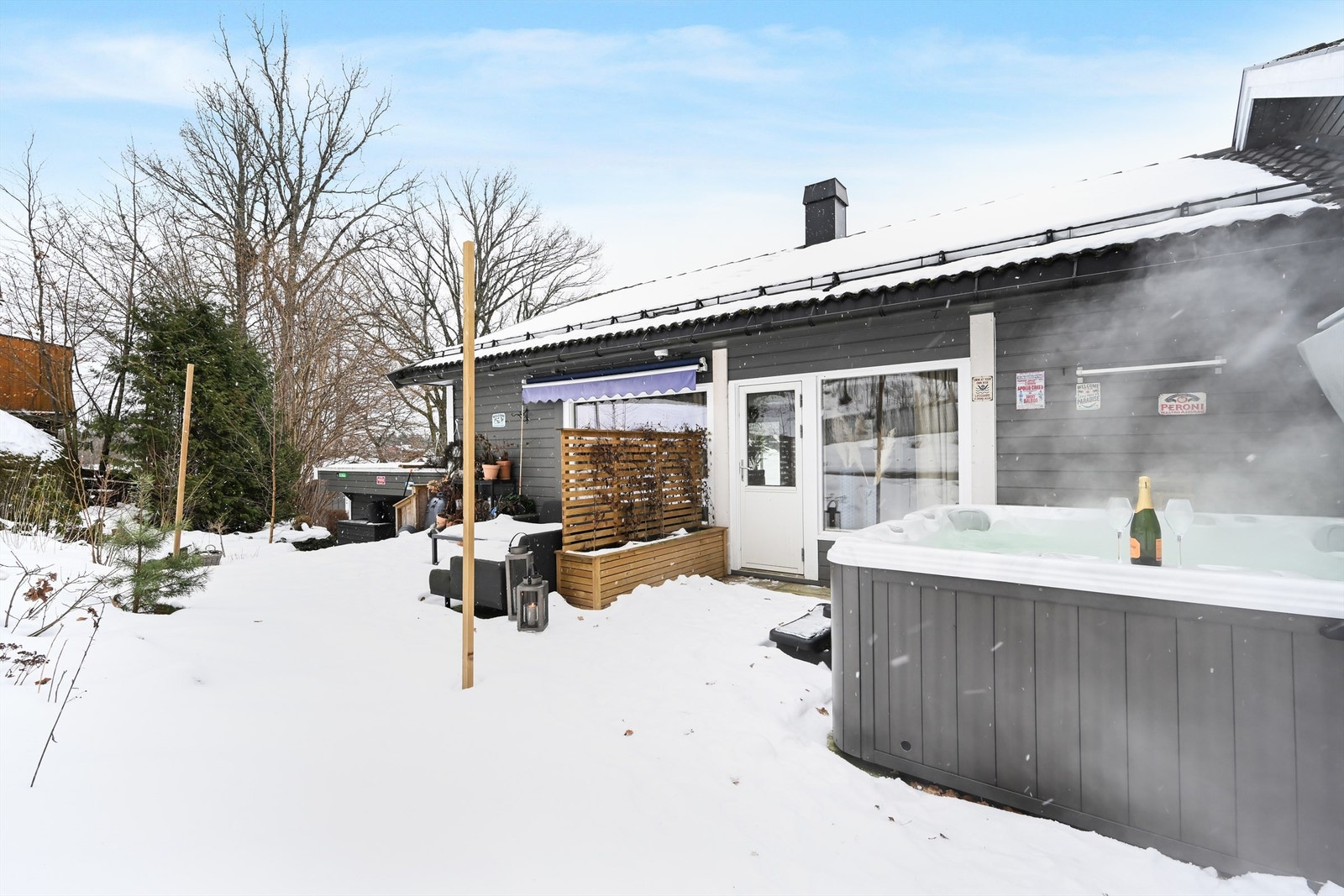 Fasade mot øst Galleribilde