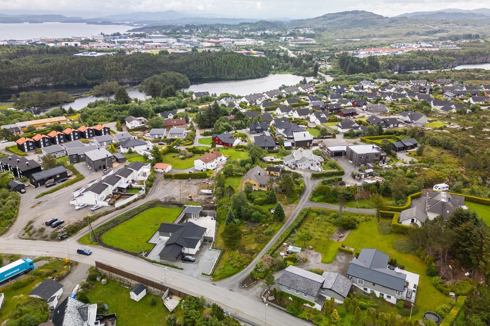 Nært på sjø og natur Galleribilde