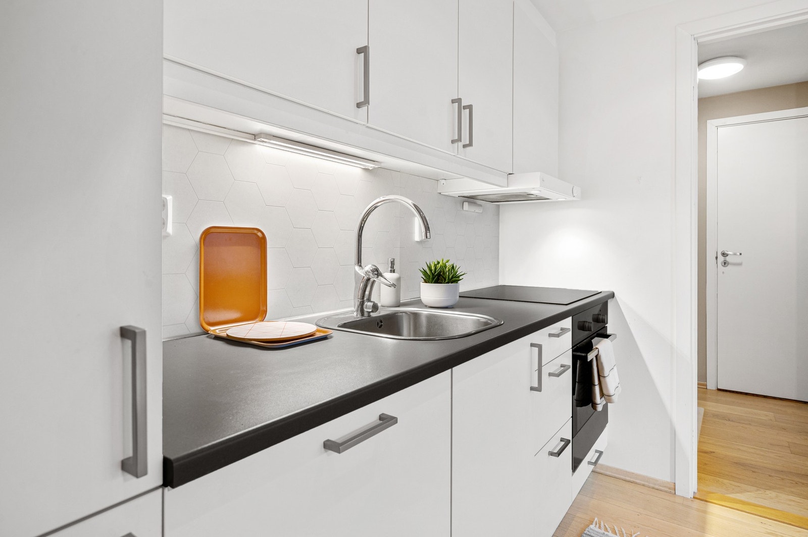 Kjøkkenet er vurder til TG1 av takstmann og fremstår i meget god stand. Galleribilde