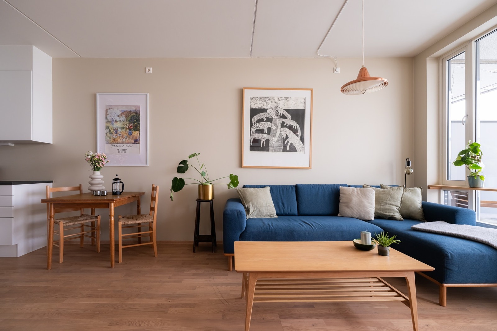 Her kan du invitere både venner og familie til hyggelige lag. Galleribilde