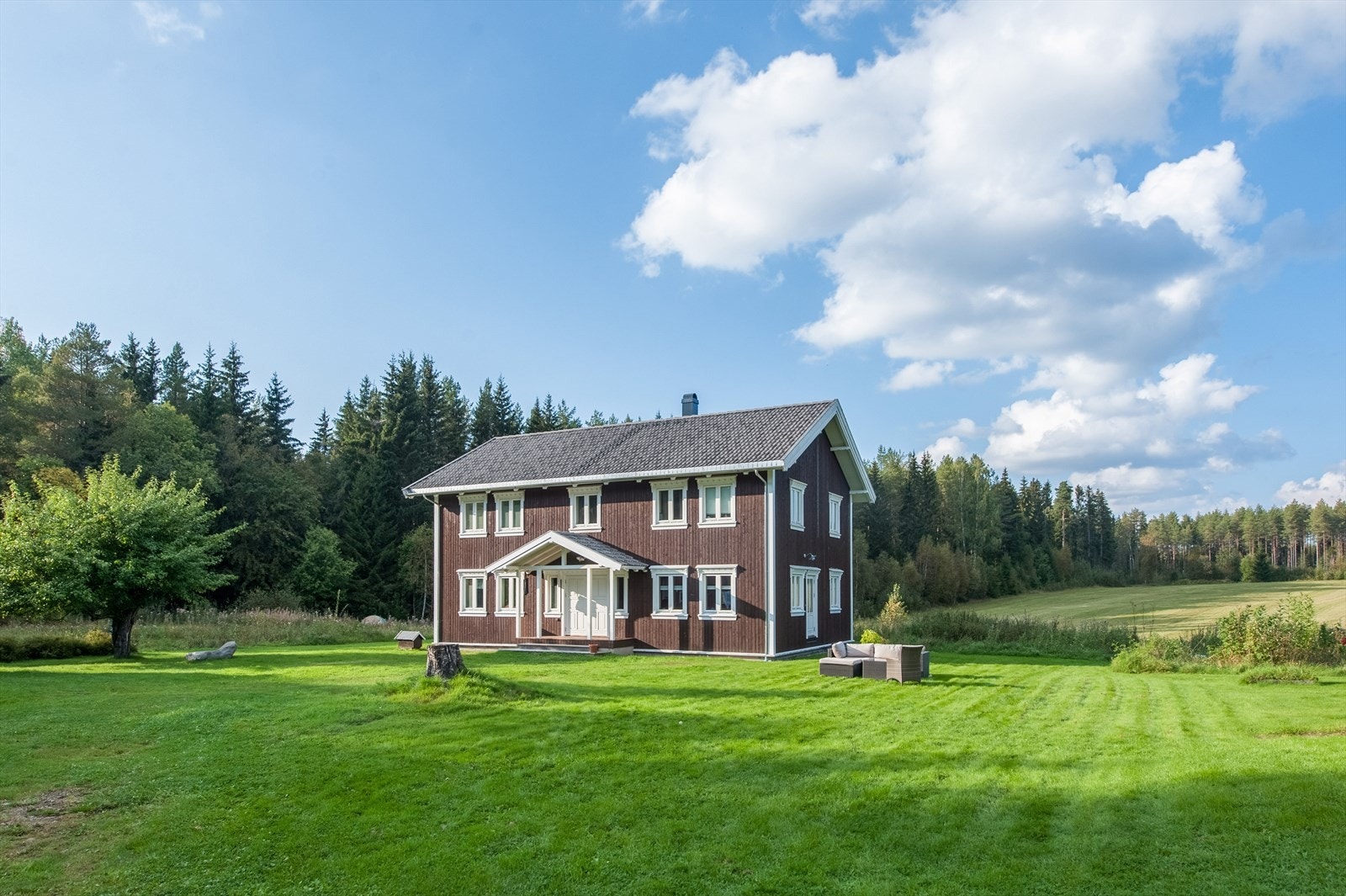 Eneboligen er oppført 2015 og ferdigstilt i 2023. Galleribilde