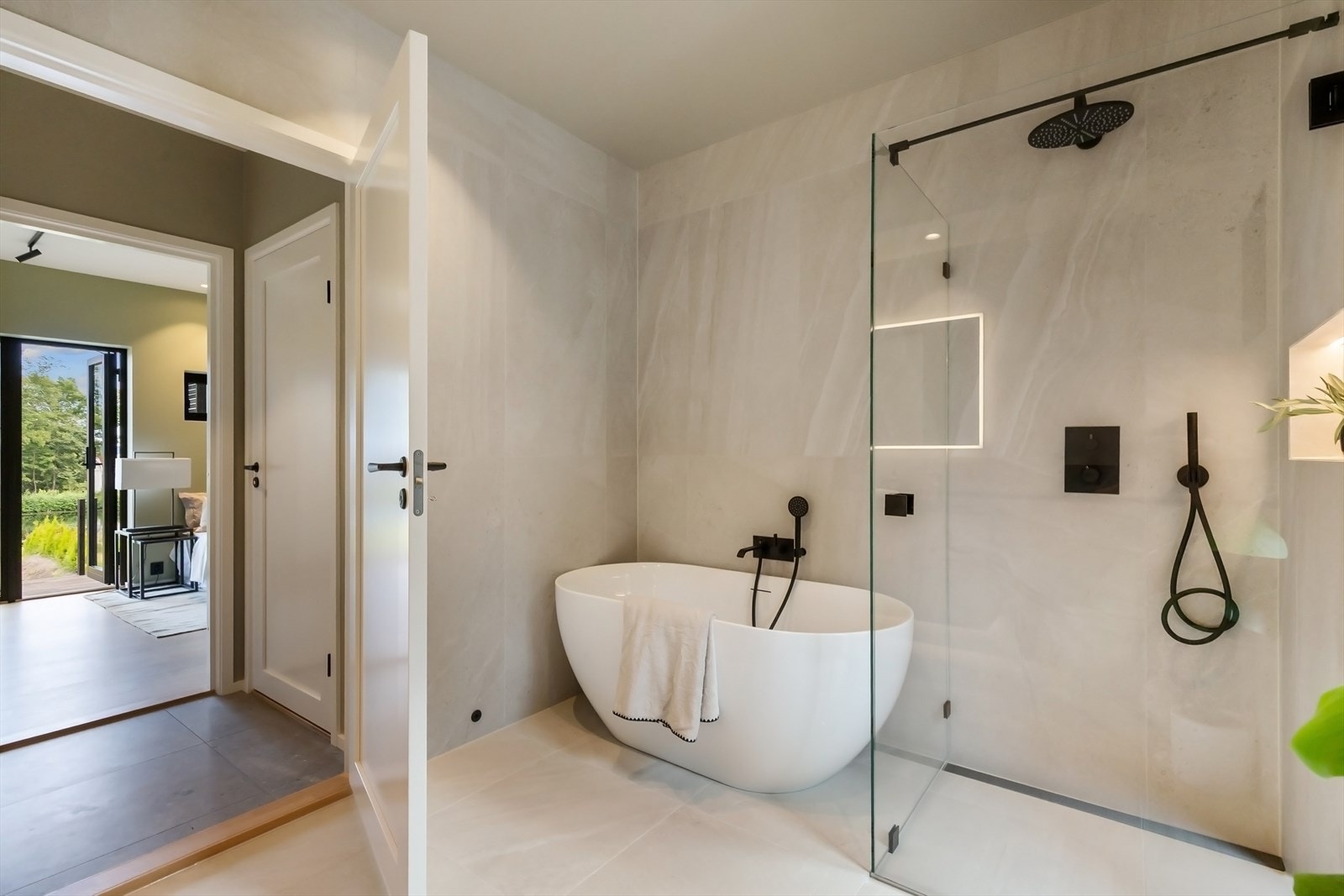 Moderne badekar fra Vikingbad. Galleribilde