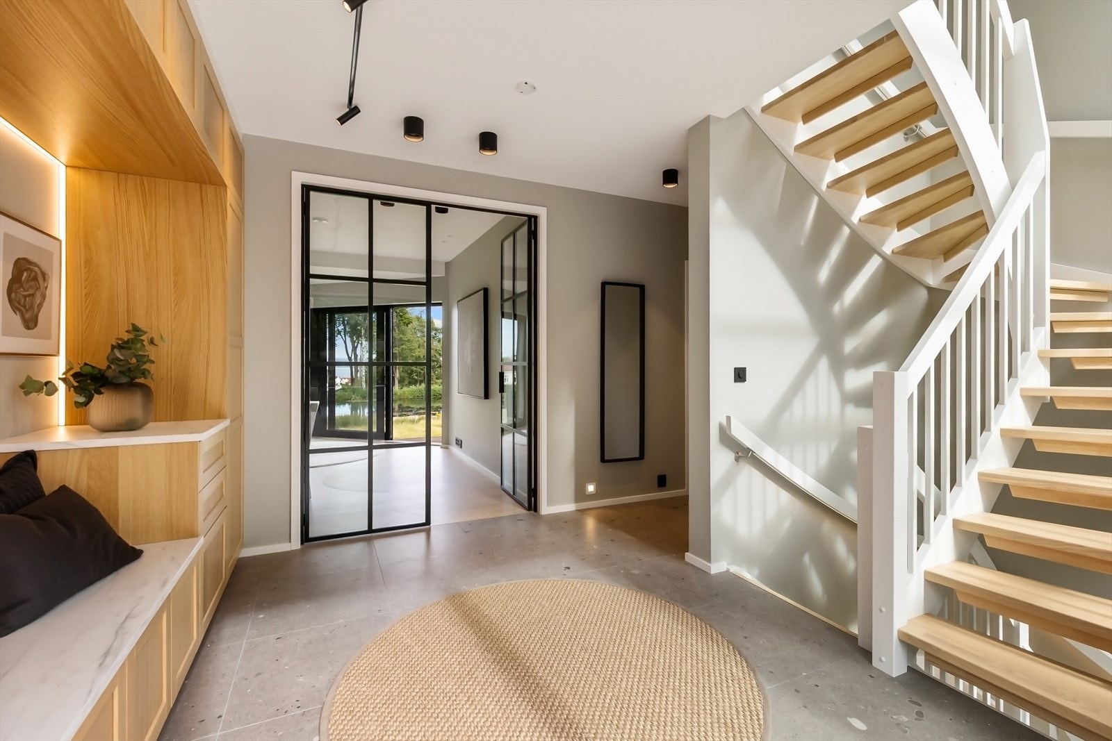 Detaljene er gjennomtenkte for et helhetlig uttrykk. Galleribilde