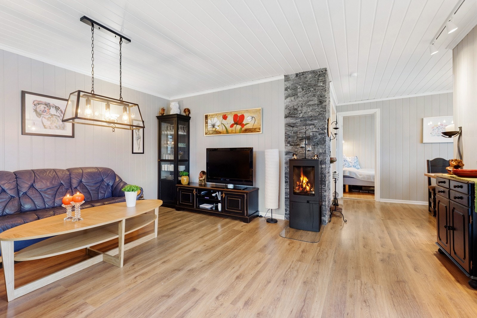 Stuen er det største rommet i fritidsboligen. Galleribilde