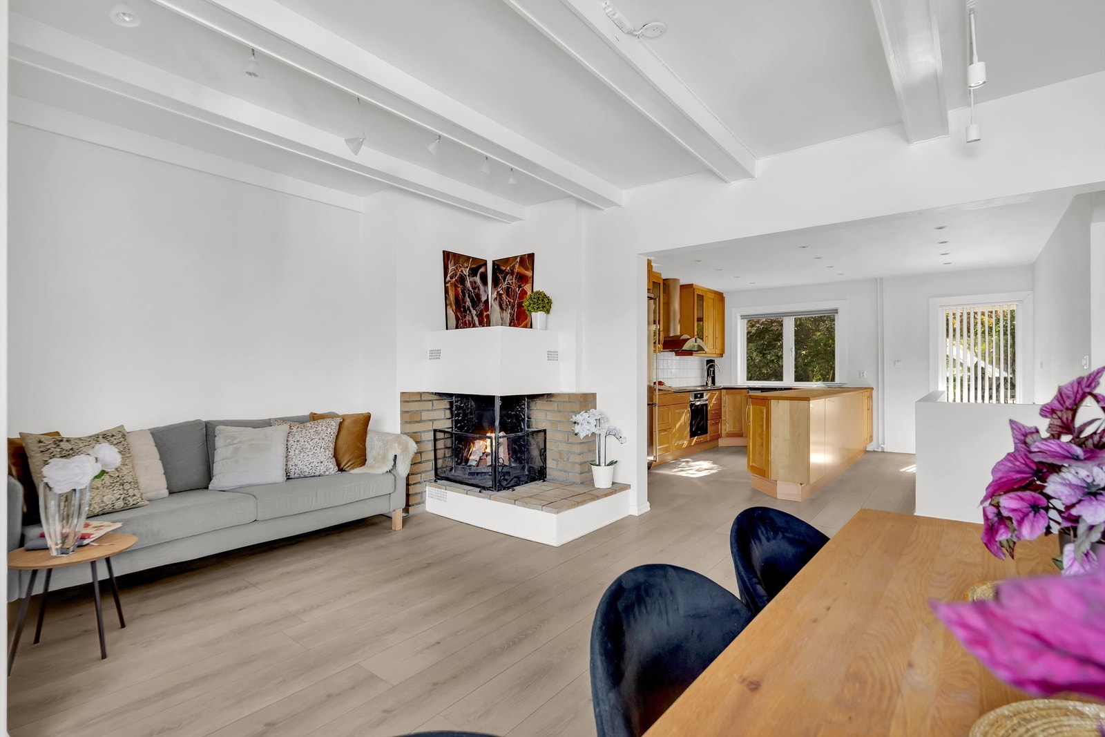 Boligen har en fin planløsning med god størrelse på alle rom. Galleribilde