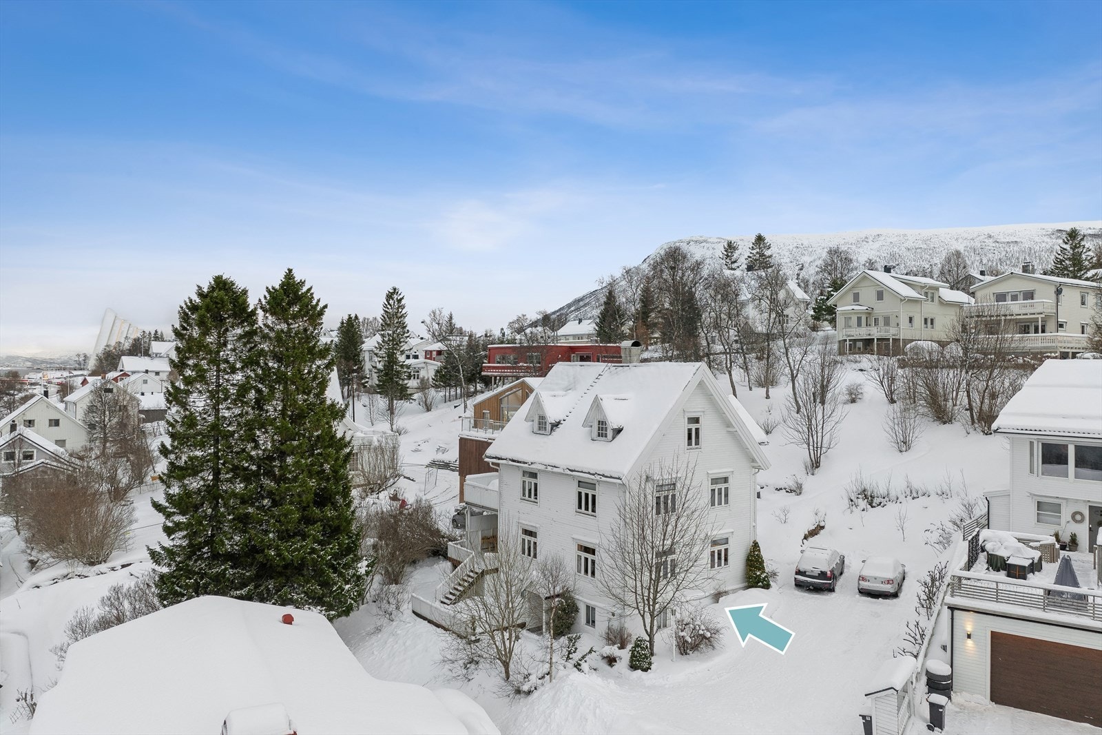 DNB Eiendom ved Kristian Ytreberg-Eide har gleden av og presentere Lensmannsvegen 2D! Galleribilde