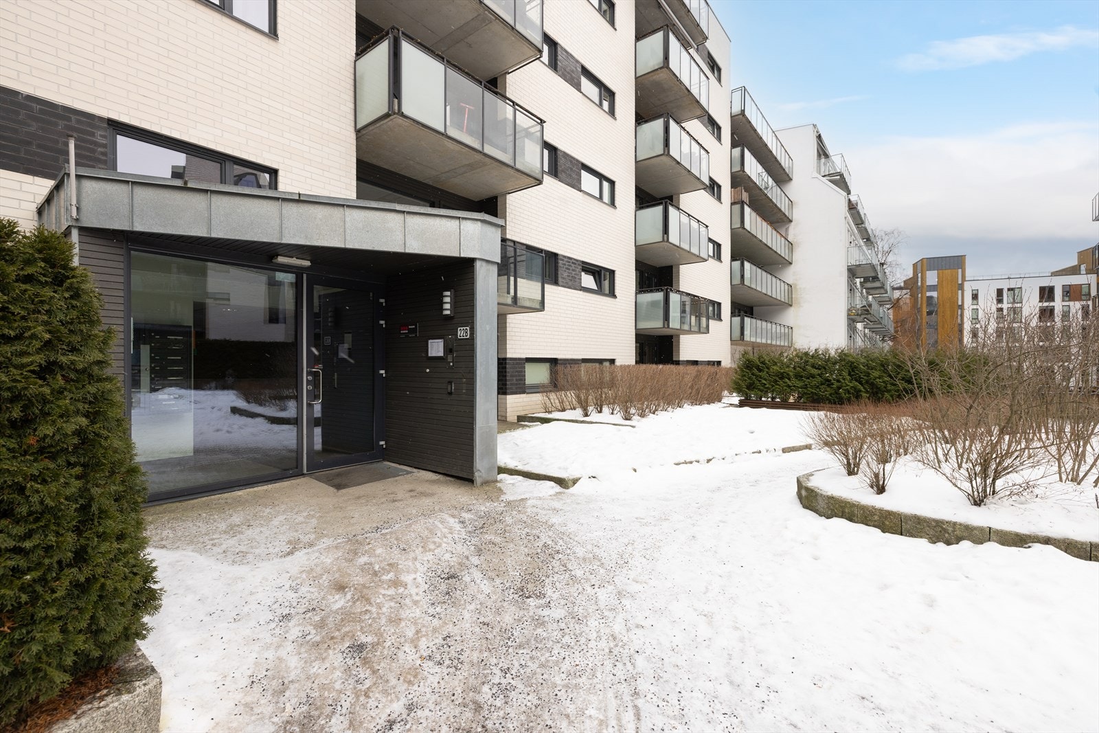 Sameiet består av 216 seksjoner, hvorav 213 leiligheter, 1 næringsseksjon og 2 garasjeseksjoner. Galleribilde