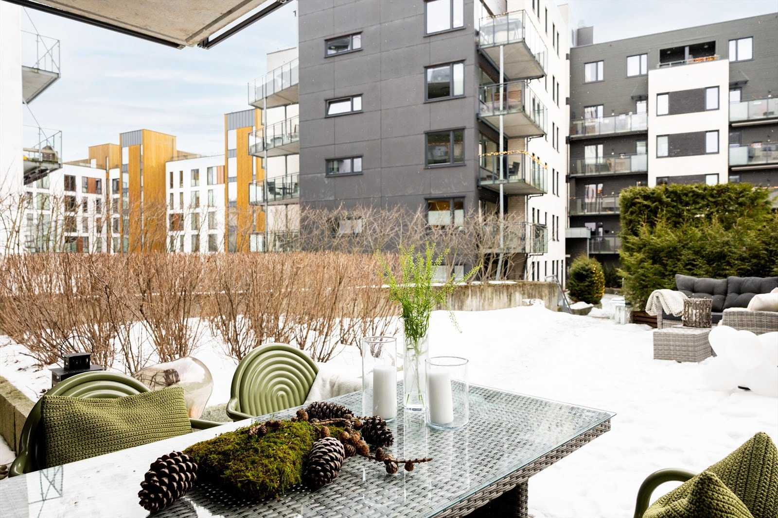 Koselig utsyn fra uteplassen! Galleribilde