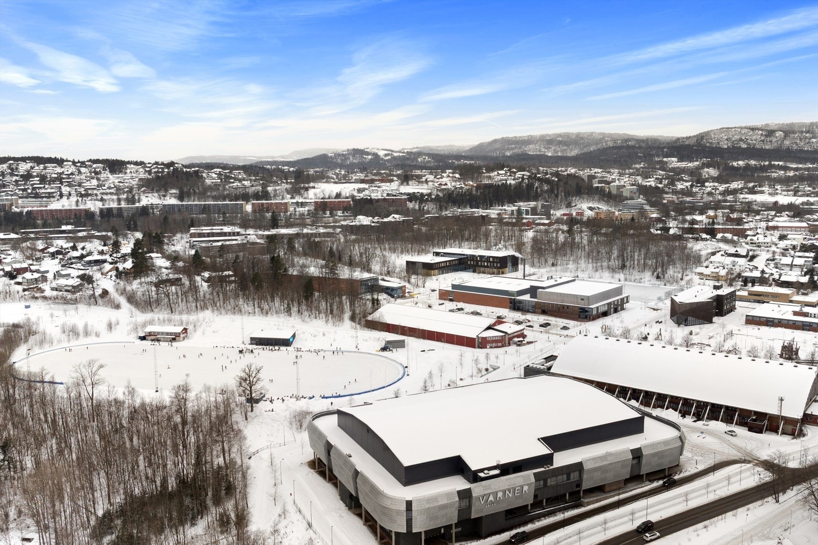Nærhet til Varner Arena og Risenga idrettsanlegg gir gode rekreasjonsmuligheter. Galleribilde