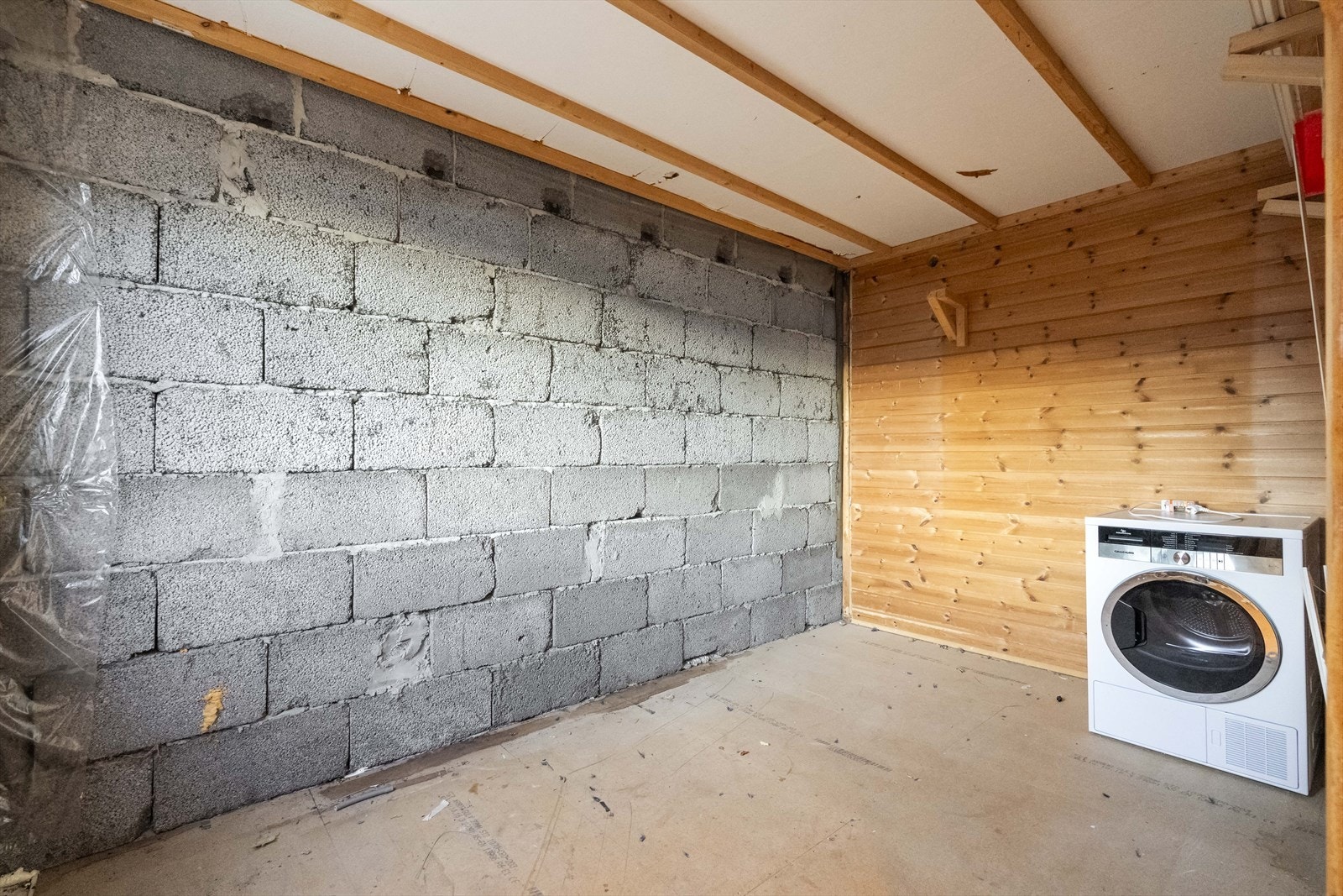 Bod i kjellar Galleribilde