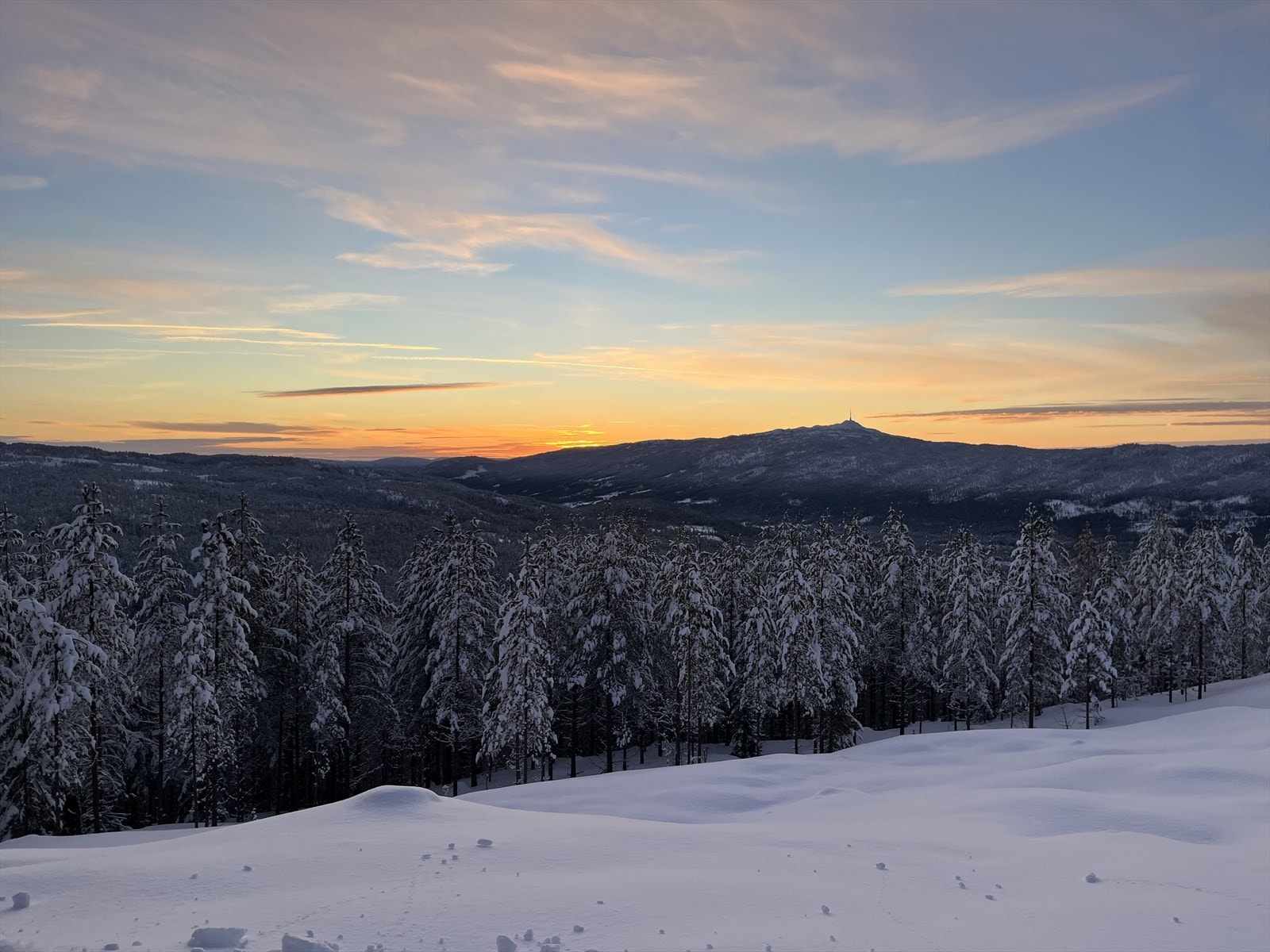 Her kan du nyte soloppgangen, og har gode solforhold hele dagen. Galleribilde